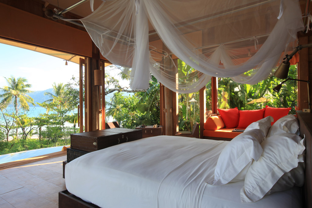 Beach_Villa_Suite_Bedroom_M