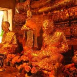 Temple-du-Banian-bouddha-recouvert-de-feuilles-dor