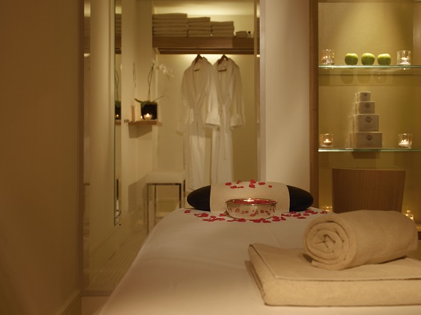 Brown’s-Hotel-London-The-Spa-by-koming-up