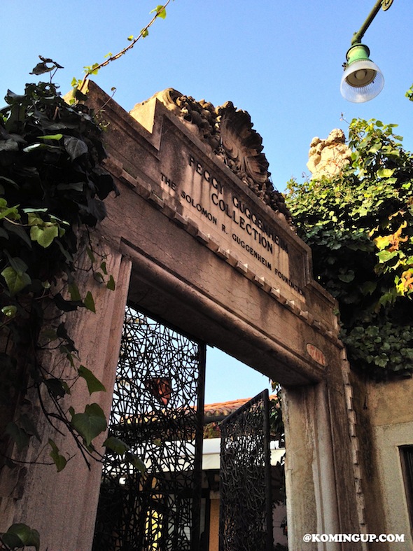 Venise entrée fondation peggy guggenheim 2