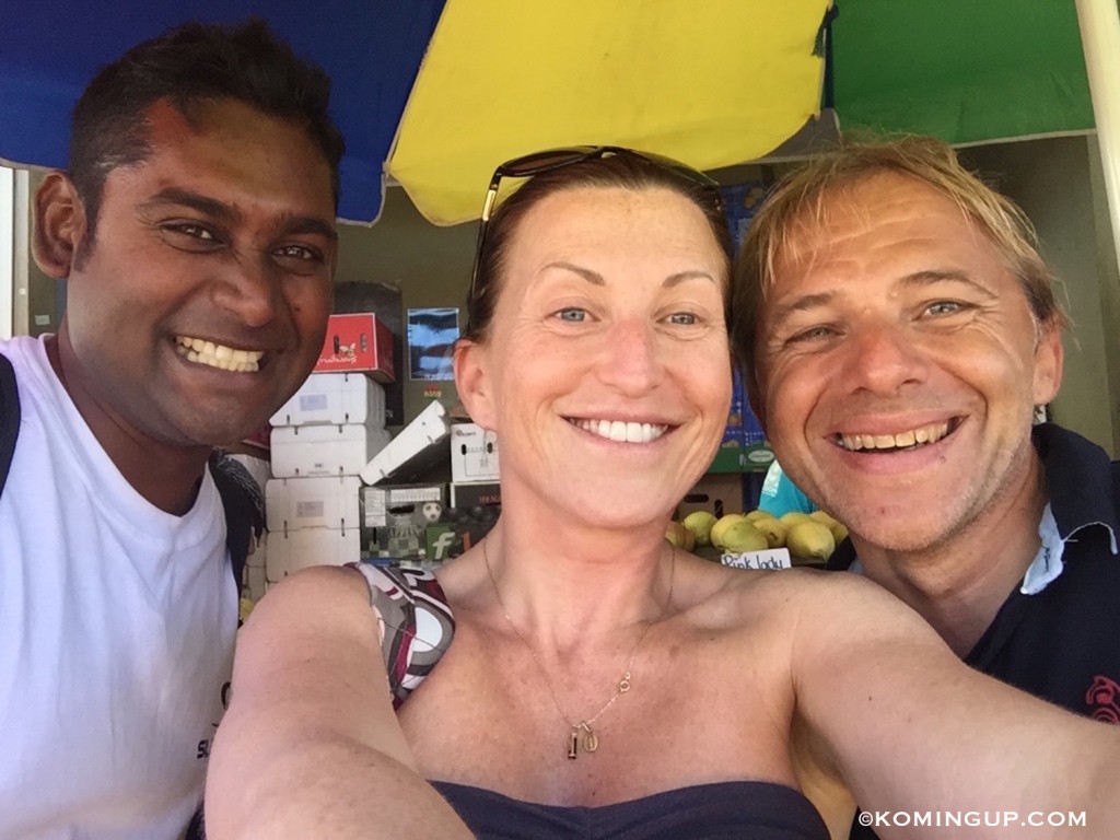 Ile rodrigues ocean indien valerie et les festivaliers du kitesurfing festival