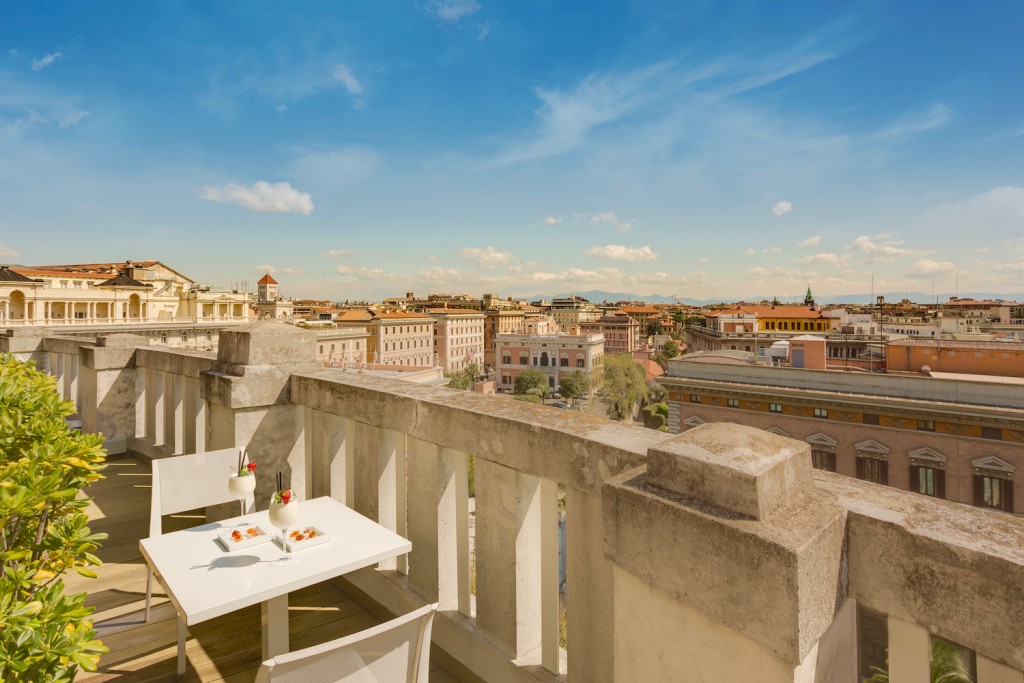 Grand-Hotel-Palace-cinq-etoiles-rome-Terrace-7th-Floor