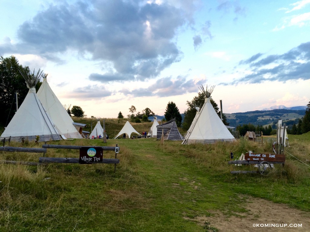 Village-tipi-reverd-aix-les-bains