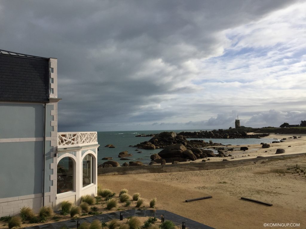 hotel-de-la-mer-brignogan-plage-cote-des-legendes-soir-dautomne