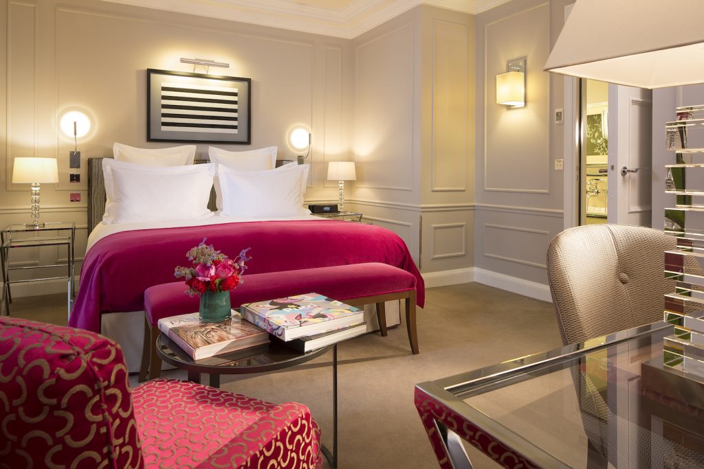 burgundy-hotel-5-place-vendome-paris-chambre-308-deluxe