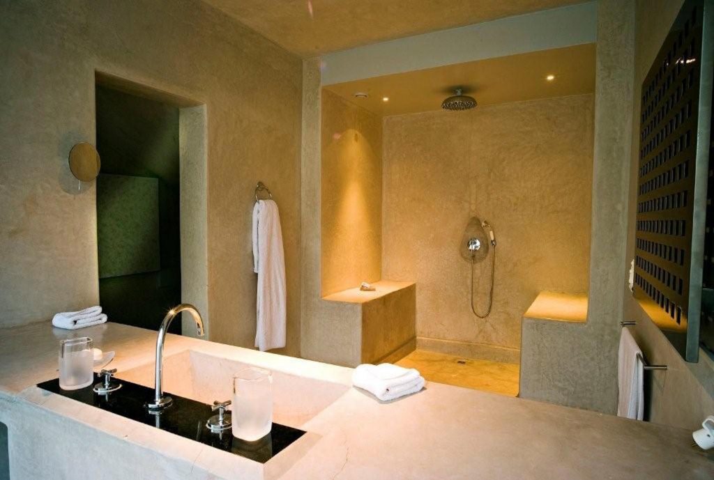 dar-sabra-marrakech-palmeraie-chambre-nomade-zen-salle-de-bain